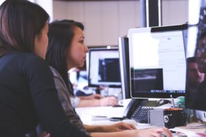 working-woman-technology-computer-7374